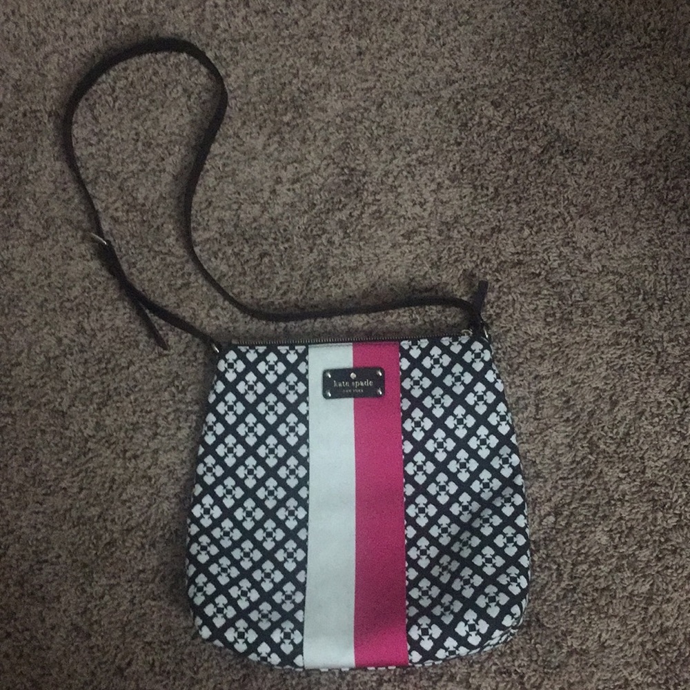 Kate spade crossbody purse. Never used!!!!!!